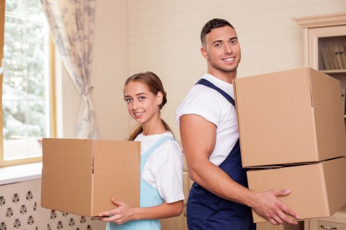 Secure and efficient moving truck in Putney for local transport
