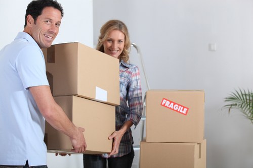 Removal Company Putney supporting a well-organized moving day